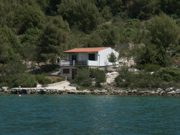 A la foto es mostra l'objecte Secluded fisherman's cottage Cove Dragnjevica - Telascica, Dugi otok - 902 situat a la ciutat de Sali.