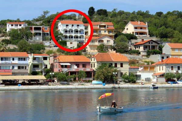 A la foto es mostra l'objecte Apartments by the sea Sali, Dugi otok - 890 situat a la ciutat de Sali.