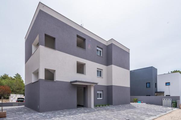 A la foto es mostra l'objecte Apartments by the sea Vir - 18881 situat a la ciutat de Vir.