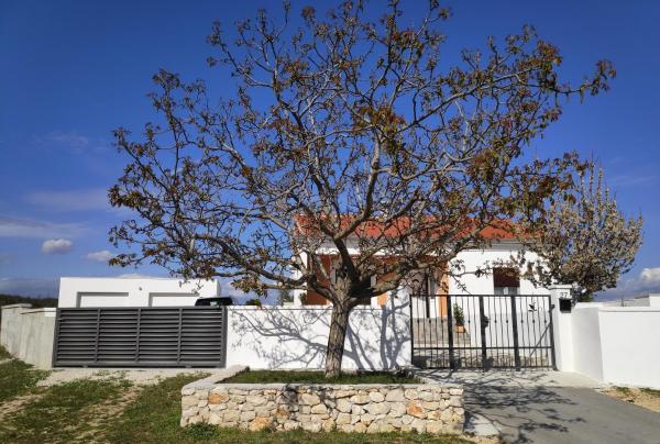På billedet ses objektet Family friendly house with a swimming pool Bulic, Zagora - 18943 beliggende i byen Benkovac.