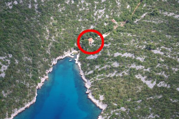 Na fotografii je vidět objekt Seaside secluded apartments Cove Tatinja, Hvar - 5729 nacházející se ve městě Vrbanj.