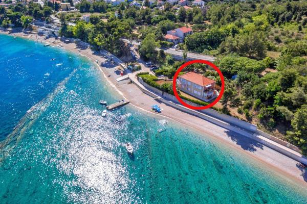 På billedet ses objektet Family friendly seaside apartments Orebic, Peljesac - 4537 beliggende i byen Orebić.