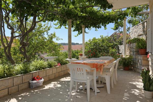 Apartments With Parking Space Lumbarda, Korcula - 4473 - Lombarda