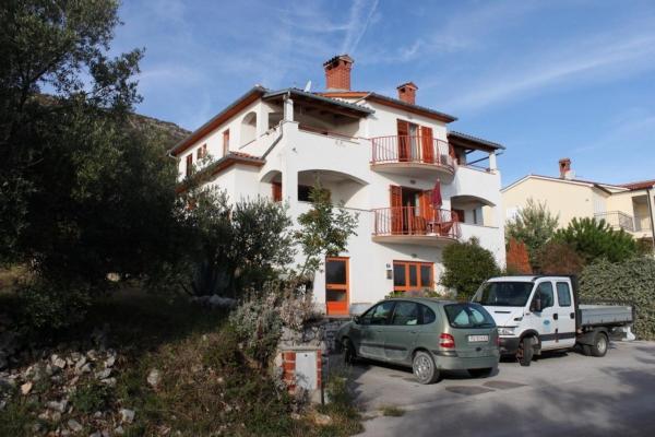 På billedet ses objektet Apartments with a parking space Ravni, Labin - 7450 beliggende i byen Ravni.