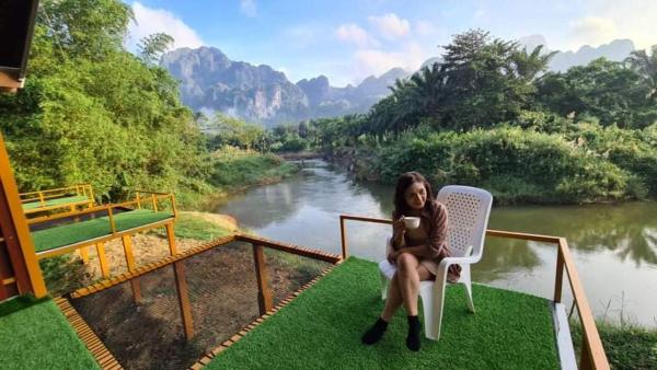 Kuvassa näkyy kohde Phu Siab Mhok@KhaoSok, joka sijaitsee kaupungissa Ban Thung Lang Tham.