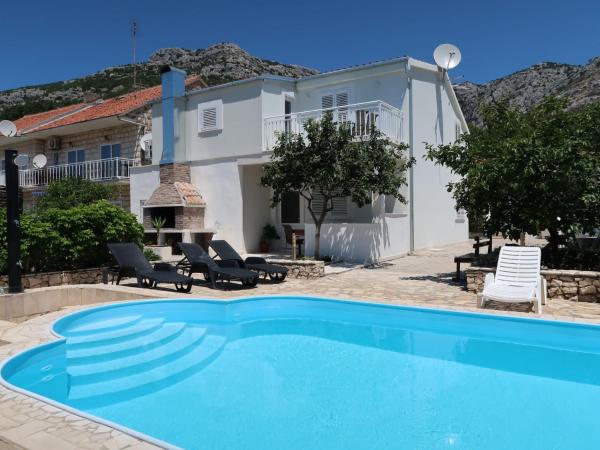 A la foto es mostra l'objecte Holiday Home Kevin by Interhome situat a la ciutat de Viganj.