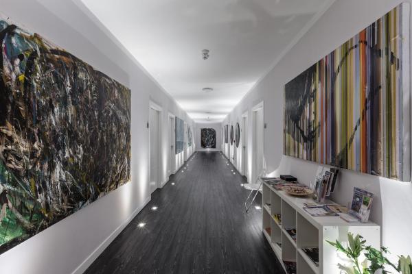 写真にはミラノ市にあるStudio Inn De Angeliが写っています。