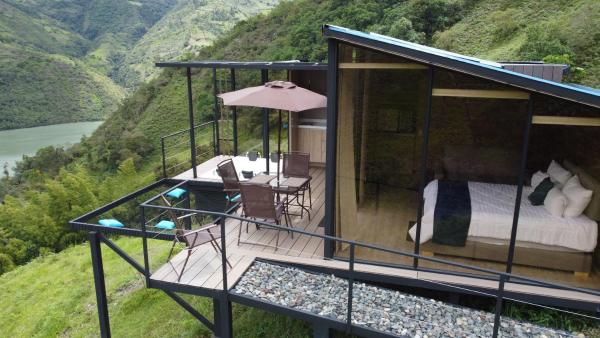 A la foto es mostra l'objecte Glamping Mirador del Guavio situat a la ciutat de Gama.