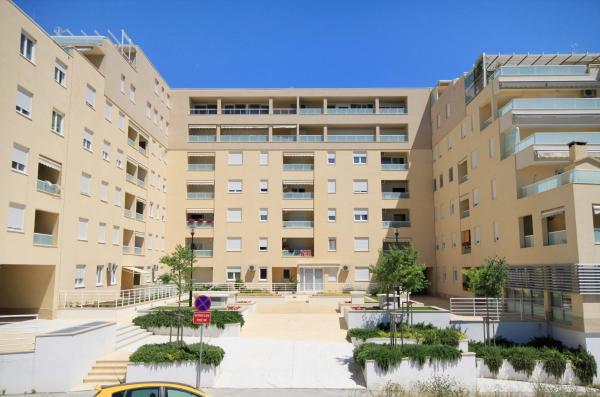 A la foto es mostra l'objecte Apartments with WiFi Split - 9249 situat a la ciutat de Split.