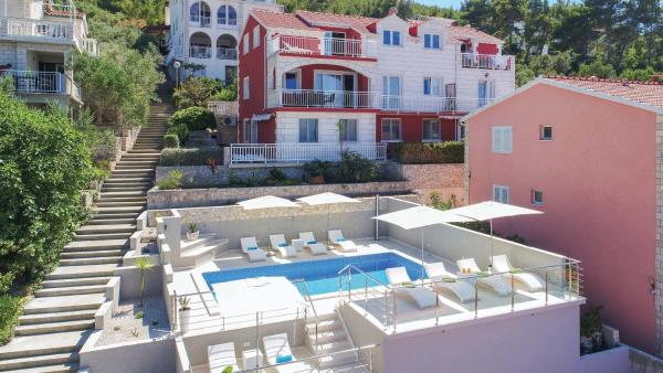 A la foto es mostra l'objecte Seaside apartments with a swimming pool Prigradica, Korcula - 9290 situat a la ciutat de Prigradica.