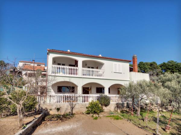 Apartments by the sea Prvic Luka, Prvic - 12064