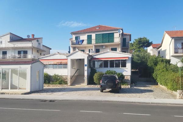 Apartments And Rooms With Parking Space Solaris, Sibenik - 12269 - Šibenik