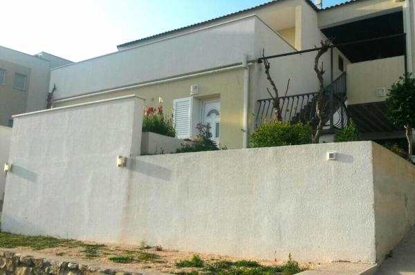 A la foto es mostra l'objecte Apartments with a parking space Tucepi, Makarska - 13624 situat a la ciutat de Tučepi.