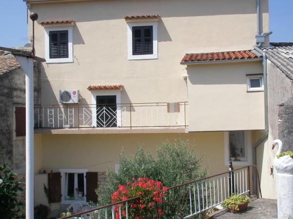 A la foto es mostra l'objecte Apartments with WiFi Vodnjan, Fazana - 14650 situat a la ciutat de Vodnjan.
