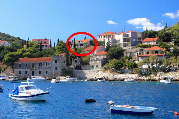 Na fotografii je vidět objekt Apartments with parking space Prigradica, Korcula - 193 nacházející se ve městě Blato.