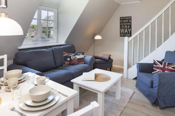 Na zdjęciu widoczny jest obiekt Auster Holte Hüüs położony w mieście List.