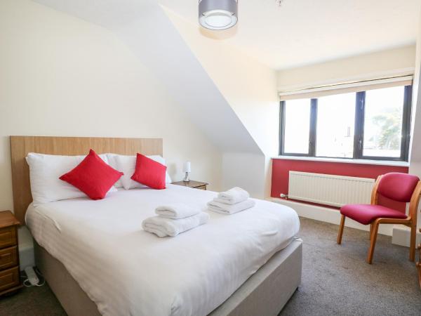 Fotografie 8: Flat 34 - Marine Court