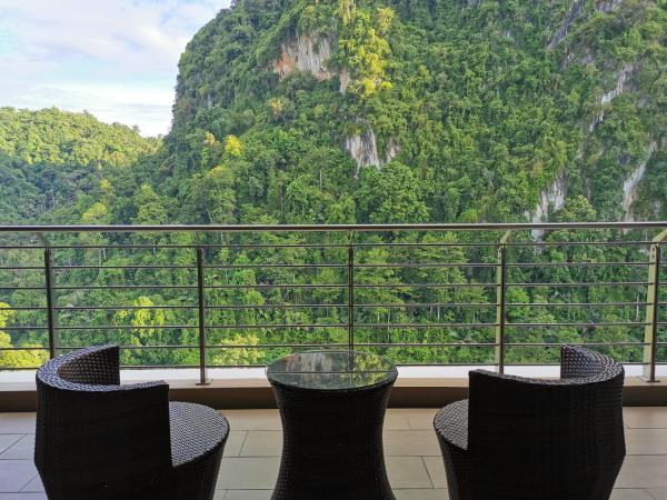 Na fotografii je vidět objekt Ipoh Heaven Central Lakeview Suite 3rooms 3-8pax nacházející se ve městě Ipoh.
