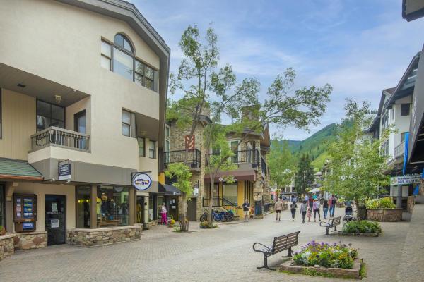 På billedet ses objektet Bridge St, Condominium R2 condo beliggende i byen Vail.
