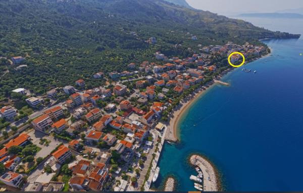 En la foto se muestra el objeto Villa LUCY Tucepi, beachfront ubicado en la ciudad de Tučepi.