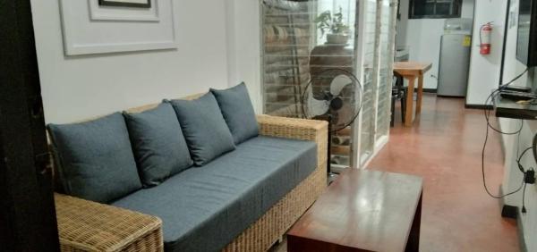 A la foto es mostra l'objecte 203 Anabelle Residence situat a la ciutat de Angatan.