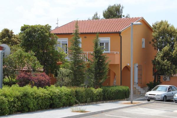 Auf dem Foto ist das Objekt Apartment Petrcane 3300b in der Stadt Petrčane zu sehen.