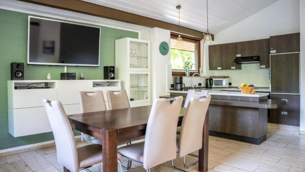 A la foto es mostra l'objecte Ferienhaus