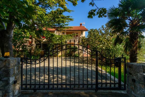 Apartment Marko - Punat