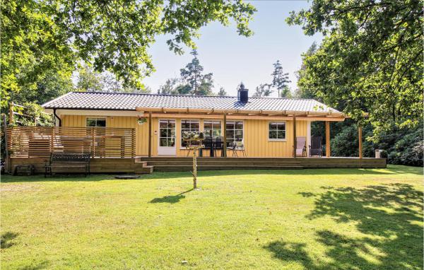 På bildet vises objektet Gorgeous Home In Örkelljunga With Wifi som ligger i byen Orkelljunga.