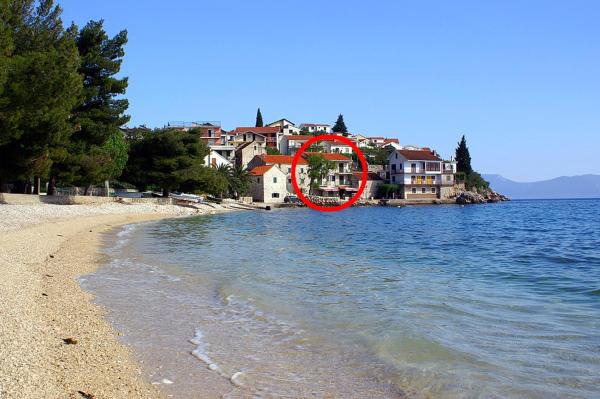 På bilden syns objektet Apartments by the sea Podaca, Makarska - 3058 som ligger i staden Podaca.