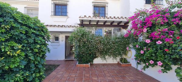 A la foto es mostra l'objecte Maison Marbella proche de la mer situat a la ciutat de Marbella.