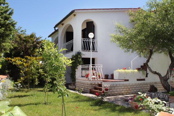 Apartments With Parking Space Baska, Krk - 5430 - Baška