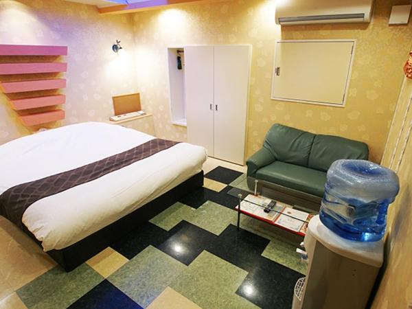 Foto 4: メルヘンの森パート2大人専用