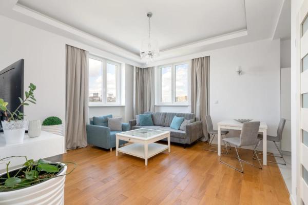 Na zdjęciu widoczny jest obiekt Panoramic City View Apartment near Old Town położony w mieście Warszawa.