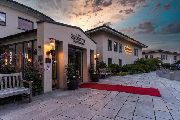 A la foto es mostra l'objecte Seehotel Rheinsberg situat a la ciutat de Rheinsberg.