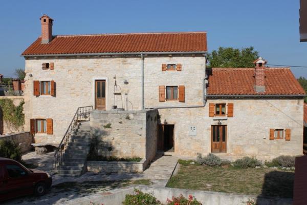 Holiday house with a swimming pool Stokovci, Central Istria - Sredisnja Istra - 7277