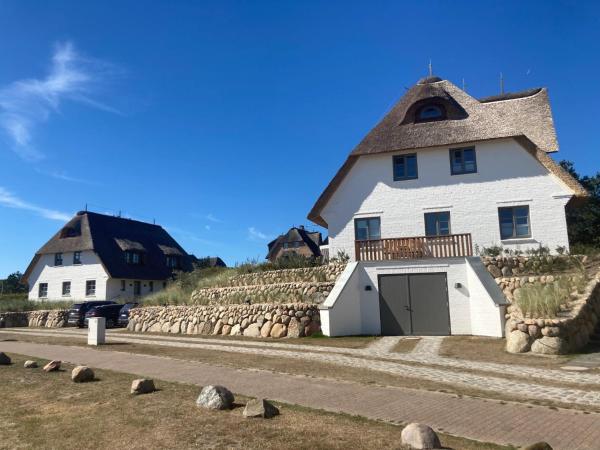 Rantum Dorf - Ferienappartments Im Reetdachhaus 3 & 4 - Sylt