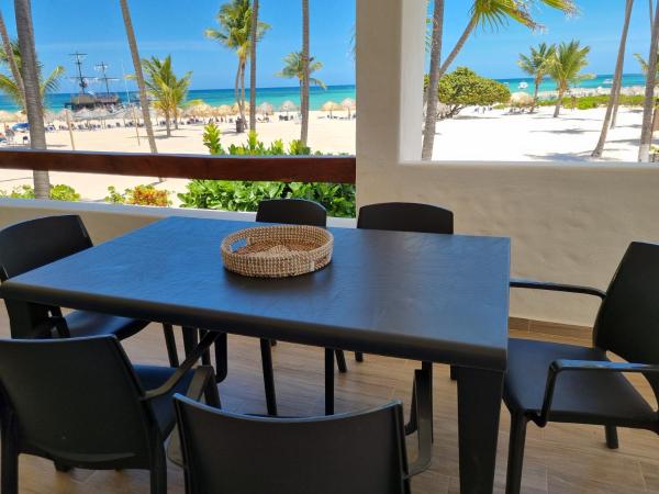 På billedet ses objektet Stanza Mare B-201, Beach Front Bavaro,,Best View, Fully Equipped, Private Beach, 3-R 3-B, Bavaro, Punta Cana beliggende i byen Punta Cana.