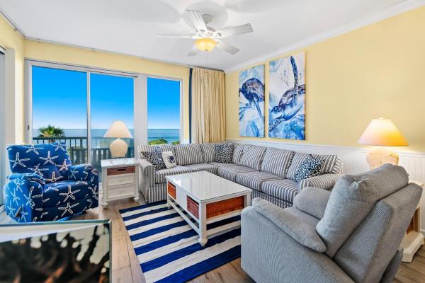 A la foto es mostra l'objecte Crescent 316 situat a la ciutat de Destin.