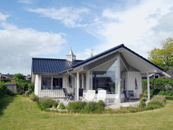 6 person holiday home in Faaborg-By Traum, Faaborg