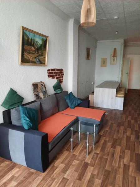 A la foto es mostra l'objecte Spacey,central apartment near Alexanderplatz situat a la ciutat de Berlín.