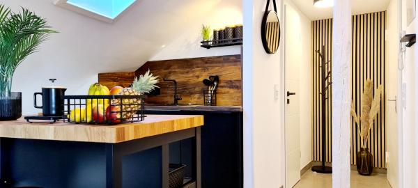 På billedet ses objektet TRAUMPARTMENT - Exklusive Wohnung nahe Zentrum beliggende i byen Kiel.