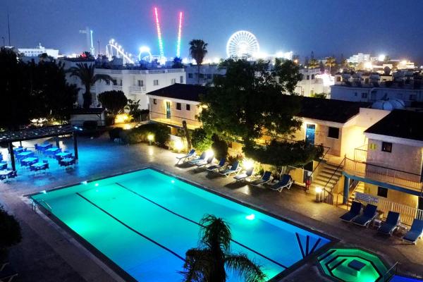 Green Bungalows Hotel Apartments - Protaras