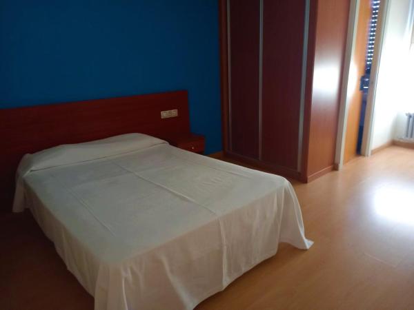 A la foto es mostra l'objecte Pension San Roque situat a la ciutat de Lugo.