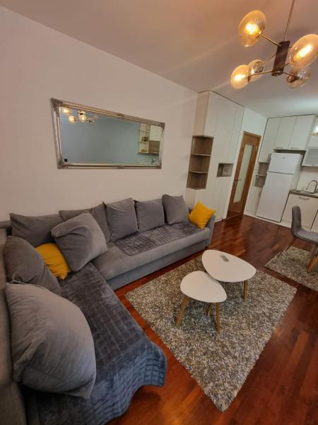 A la foto es mostra l'objecte 5 star apartment situat a la ciutat de Konik.
