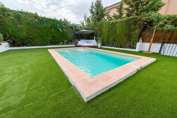Chalet Con Piscina En Entorno Idílico - Spanje