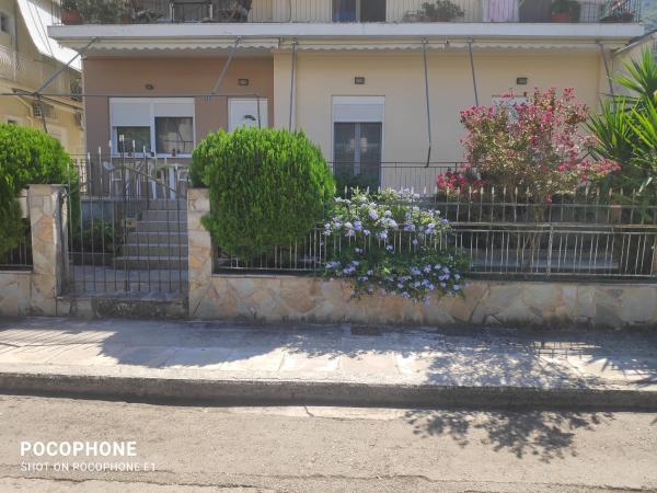 Bild 1: Κεντρικό, ανετο και ευρύχωρο διαμέρισμα