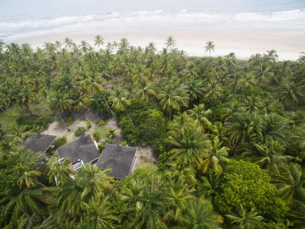 På billedet ses objektet Villa na praia Oceanfront Villa beliggende i byen Ponta da Tulha.