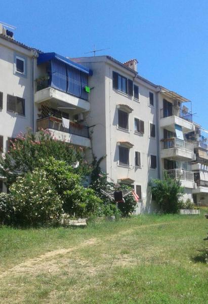 A la foto es mostra l'objecte Apartments by the sea Cres - 15426 situat a la ciutat de Cres.