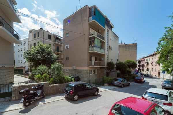 照片显示了位于Split市的Apartments with WiFi Split - 15960物件。
